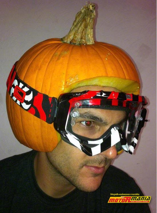 Halloween kask z dyni dynia