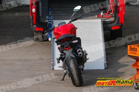Ducati Monster 821 800