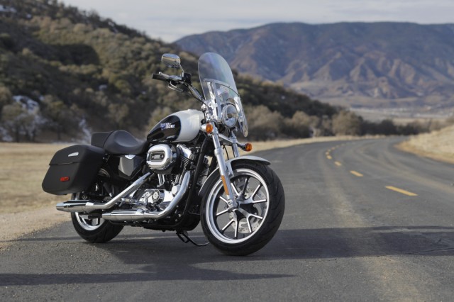 SuperLow 1200T 2014 Harley-Davidson XL1200T (1)