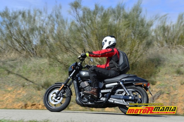 Harley Davidson 750 street - test MotoRmania (41)