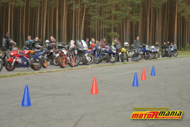 Trening-otwarty-przed-1runda-GymkhanaGP-fot-Pacyfka016