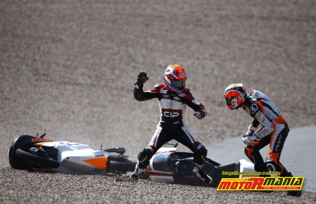 Moto3 bójka walka gp niemiec 2014 (1) - fot Reuters