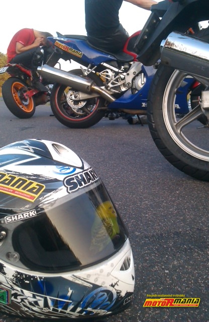 6-Papuzka-w-kasku-fot-Pacyfka