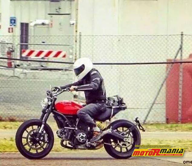 Ducati Scrambler 2015 spy foto
