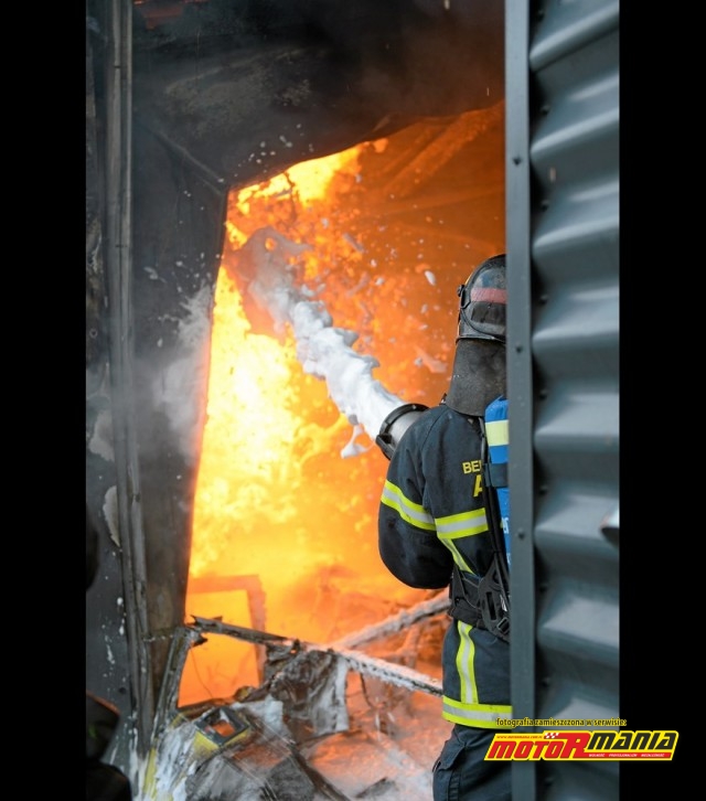 pozar hala motocykle dania - fot Mette Nielsen (2)