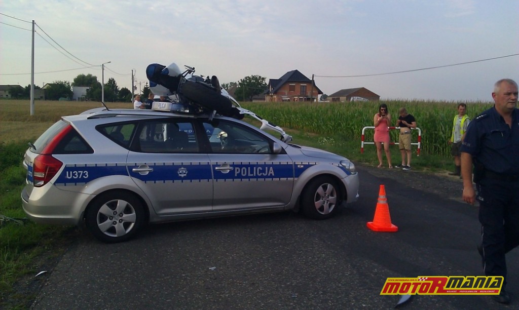 GSXR na dachu radiowozu poscig blokada (6) - fot kontakt24_tvn24_pl
