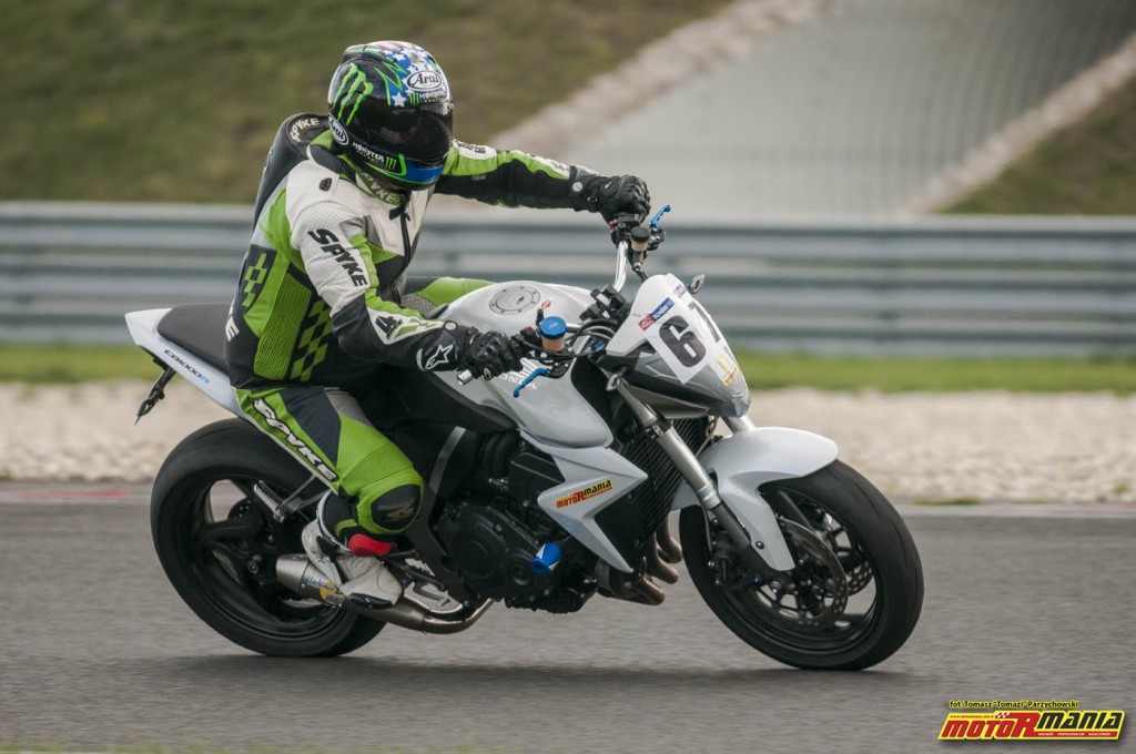 Wrzesien 2015 - track day z motormania na slovakiaring (6)