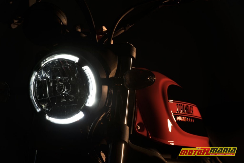 Ducati Scrambler Sixty2 2016 (8)