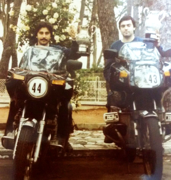 Miguel PO LEWEJ na swoim motocyklu