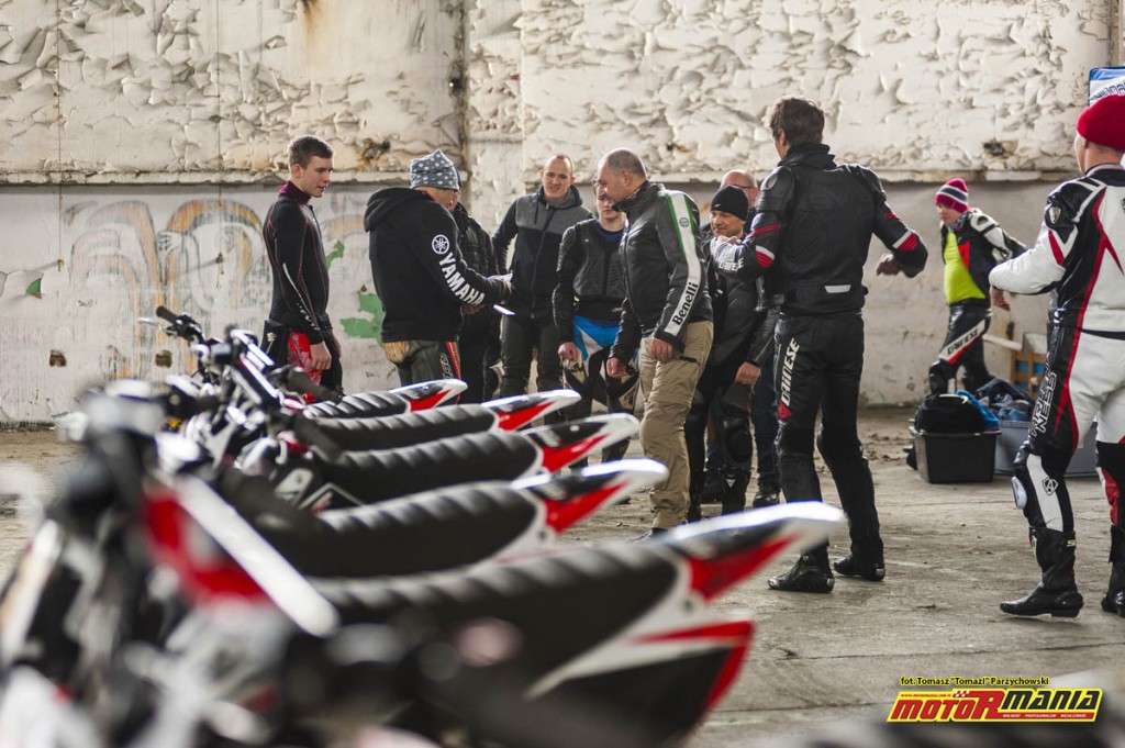 Szkolenie na MotoRmania Slide Zone tor FSO Zeran (1)