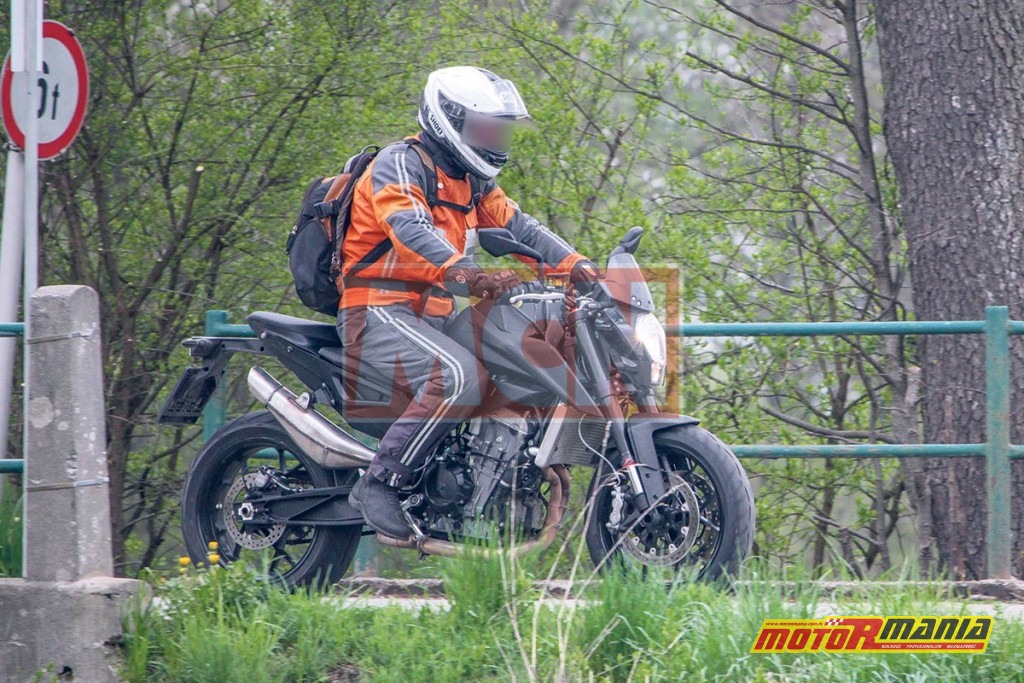 KTM Duke 800 2017 (2)
