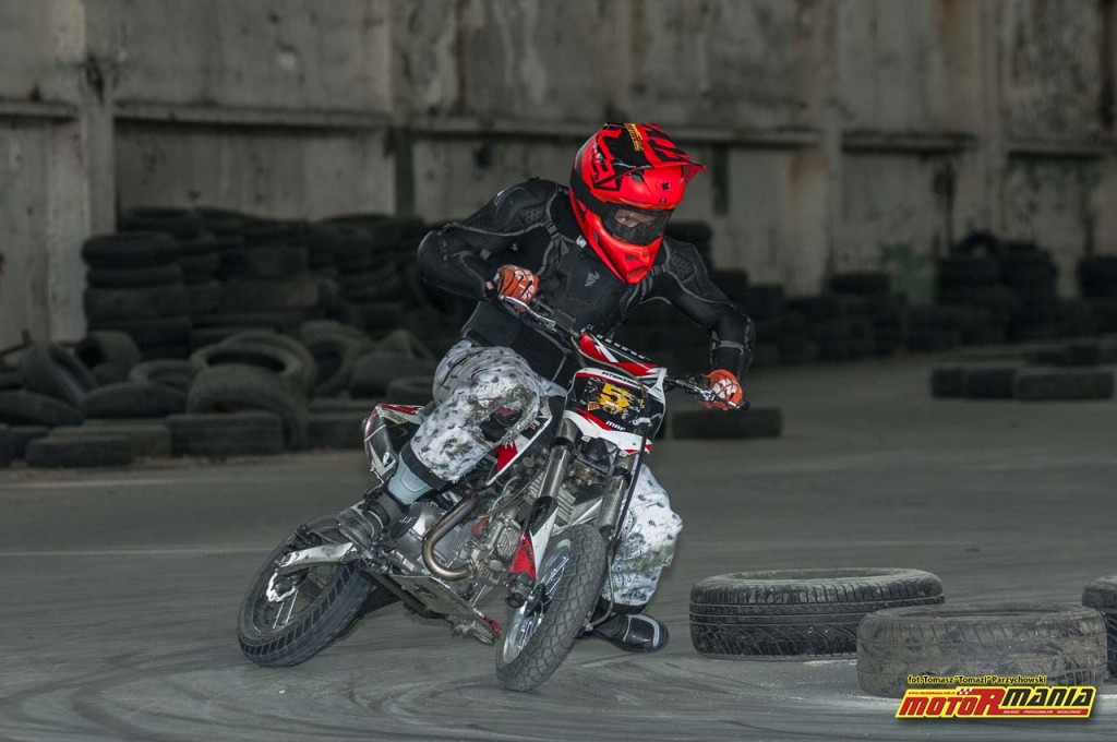 Slajd Zone treningi motormania pitbike slide szkolenie (7)