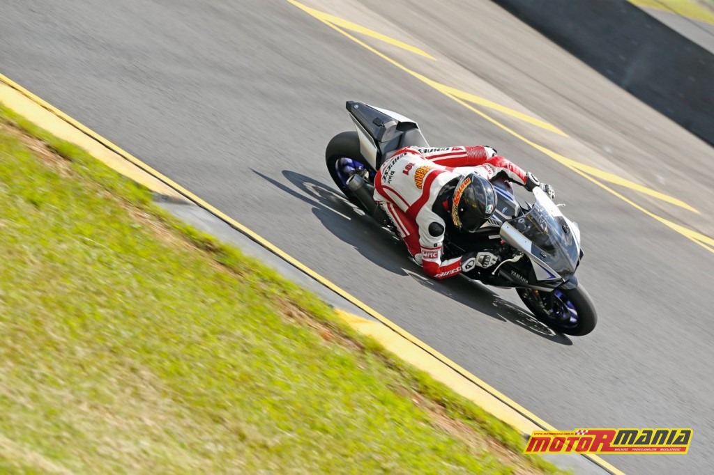 Yamaha YZF-R1 test Motormania (7)