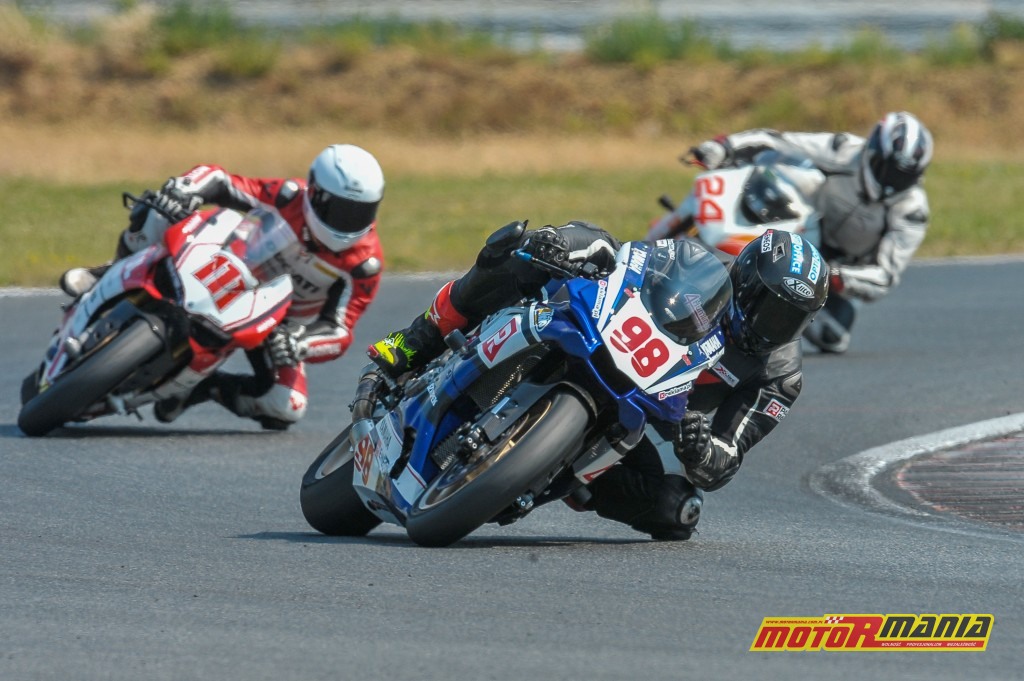 NIEDZIELA WYŚCIGI I PODIA-3