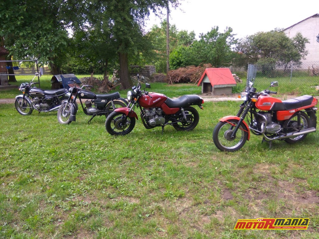 Honda CB500 Four 1971 ; Jawa 350 Twin Sport 1987 ; Honda VT500E 1983 ; Suzuki GS550 Katana 1983 ; WSK 125 1979