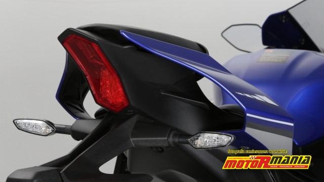 2015 Yamaha YZF-R1 2015 (18)