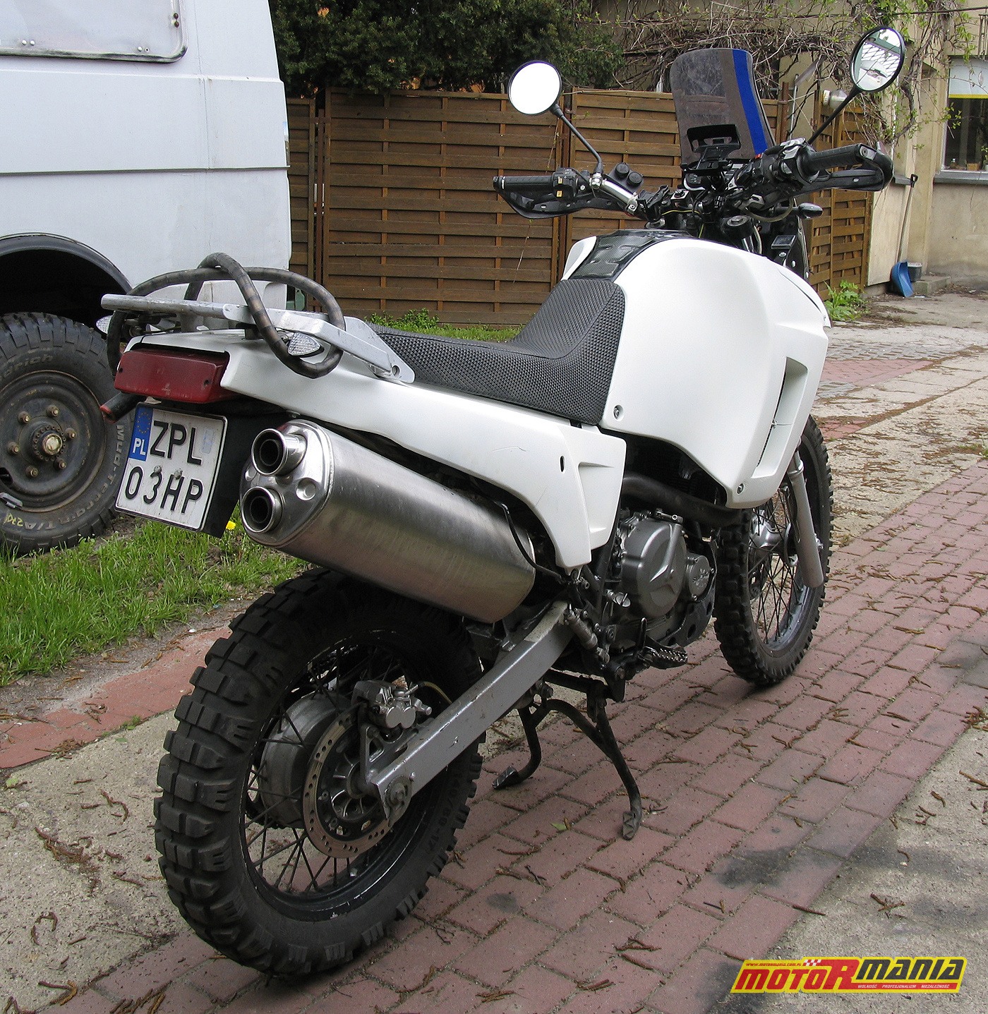 Suzuki dr800s big