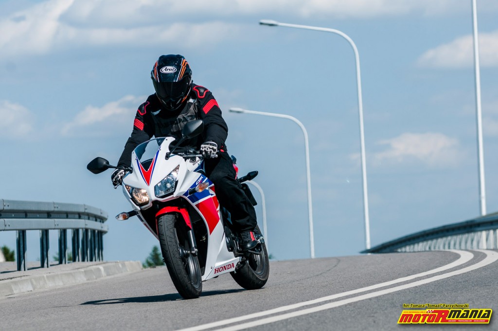 MotoRmania with Arai Tour-X4 helmet motorcycles review (21)