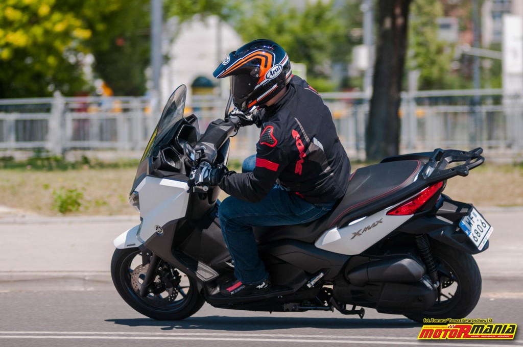 MotoRmania with Arai Tour-X4 helmet motorcycles review (3)
