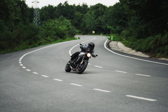 jakie-opony-do-motocykla-sportowego